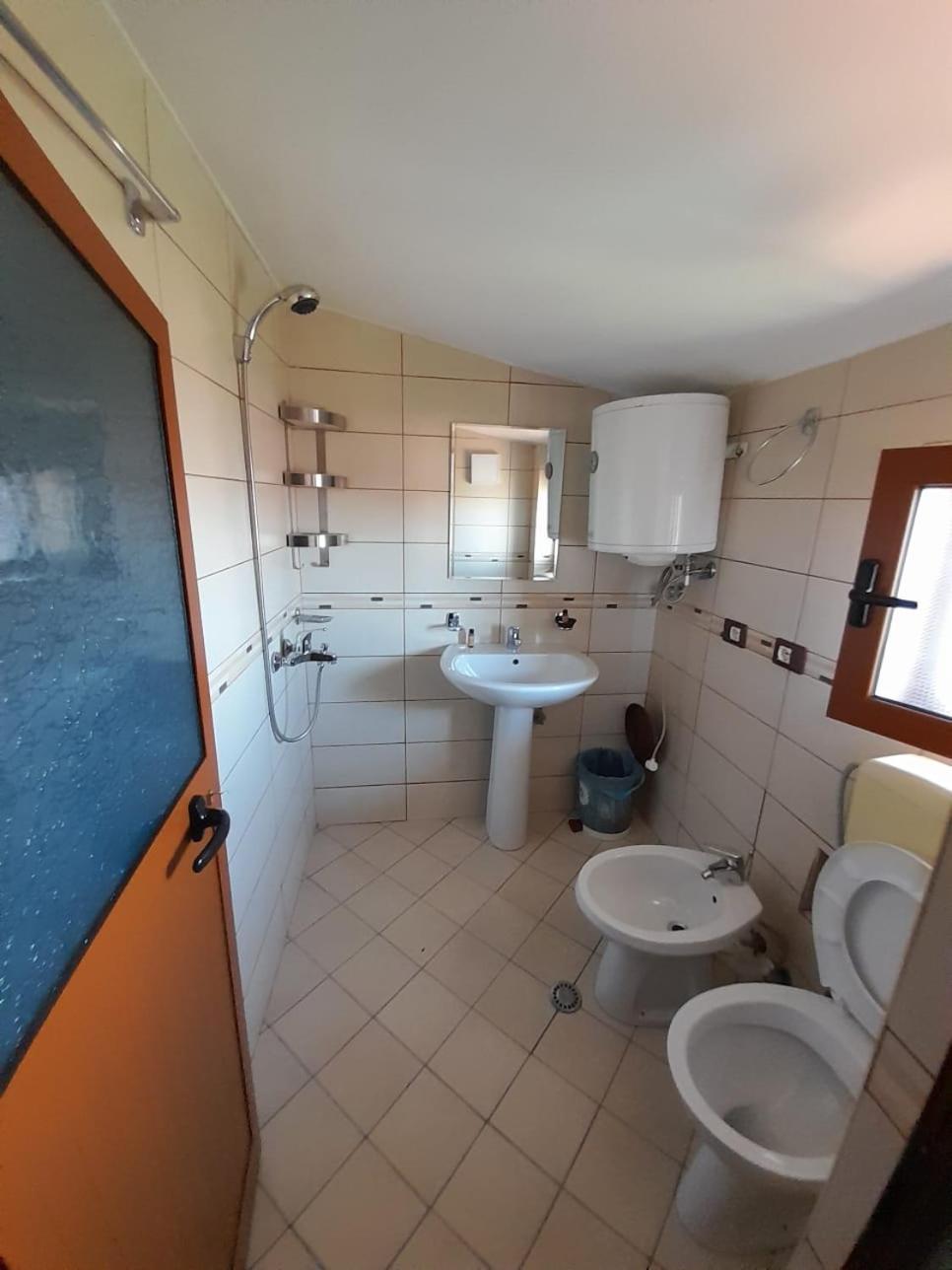 Aleksi&Eli Apartman Shkodra Kültér fotó