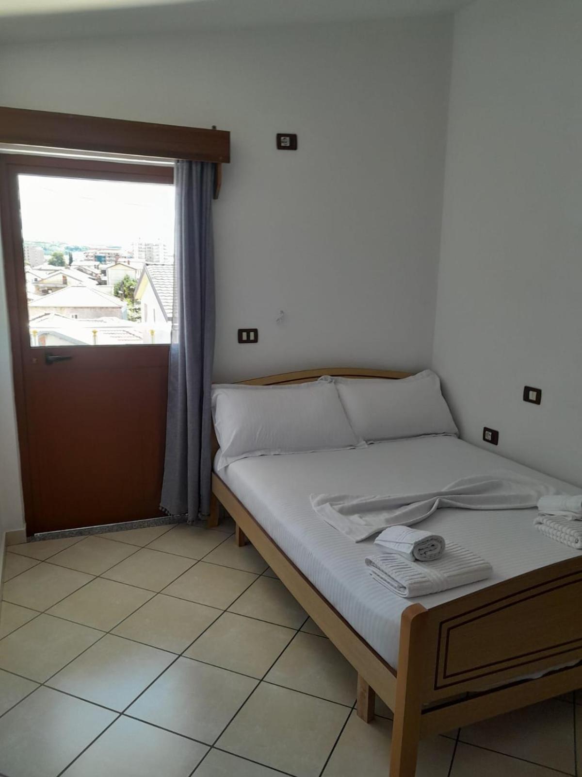 Aleksi&Eli Apartman Shkodra Kültér fotó