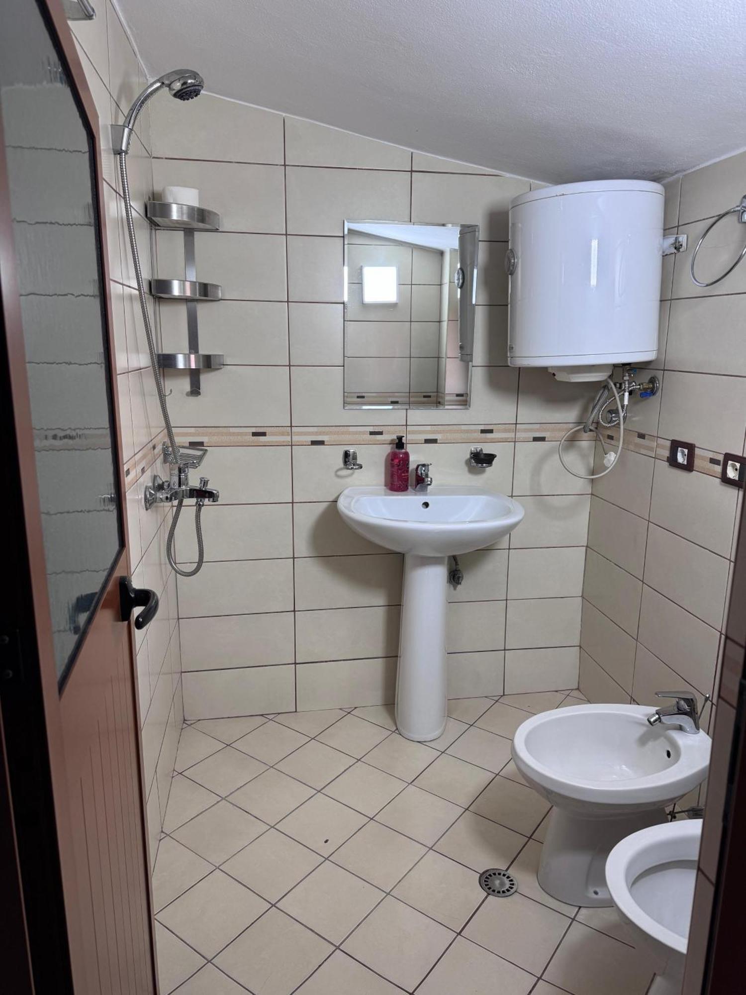 Aleksi&Eli Apartman Shkodra Kültér fotó